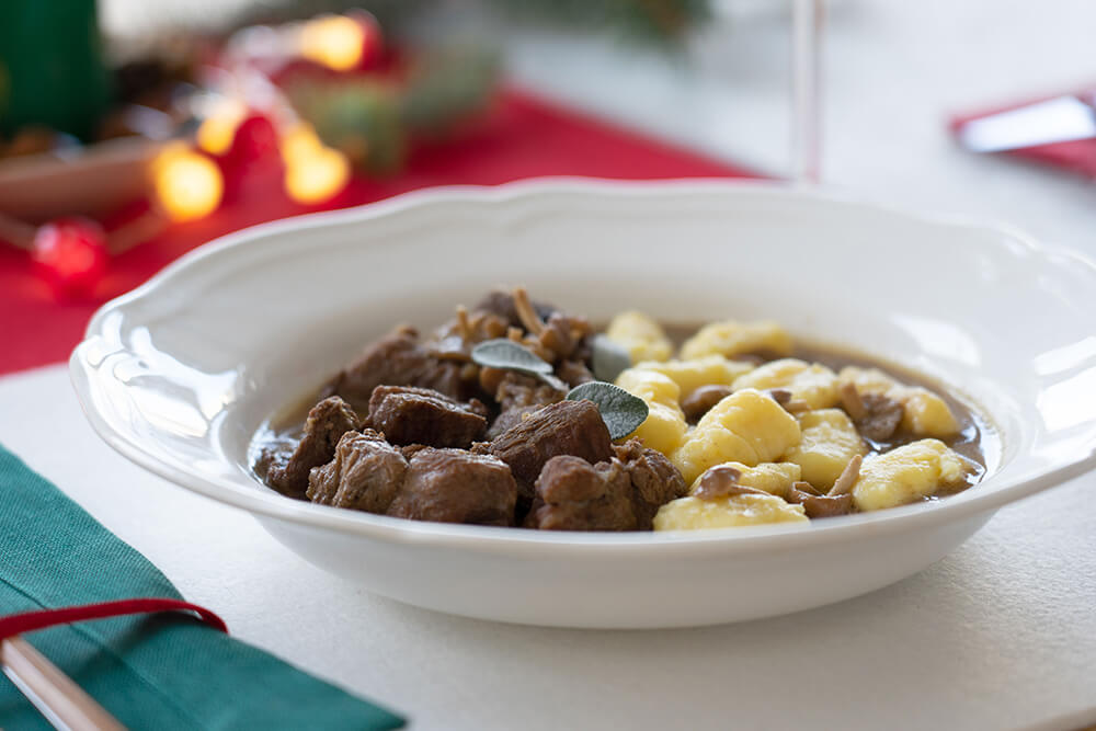 Gnocchi vaddisznóraguval