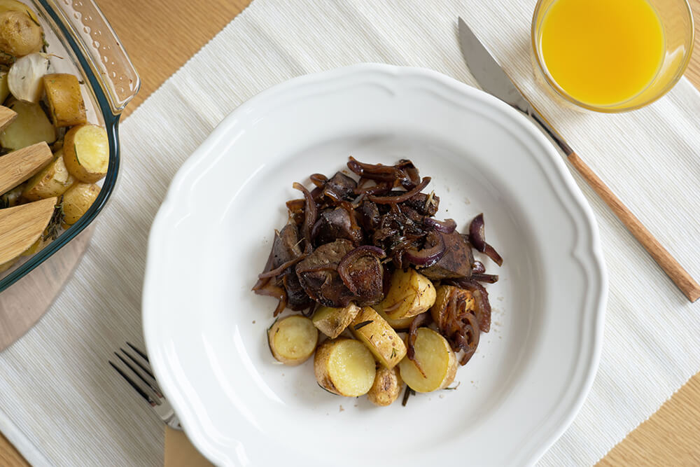 Pecsenye kacsamáj tepsis krumplival